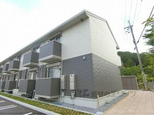 滋賀県東近江市八日市松尾町 築4年4ヶ月 2階建