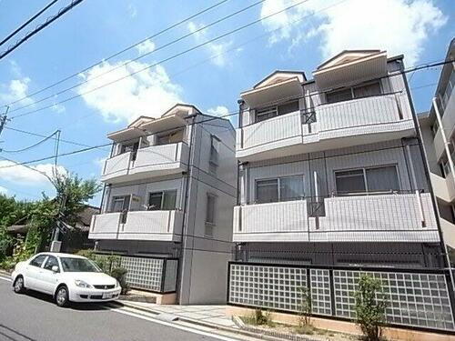 奈良県奈良市あやめ池南３丁目 3階建