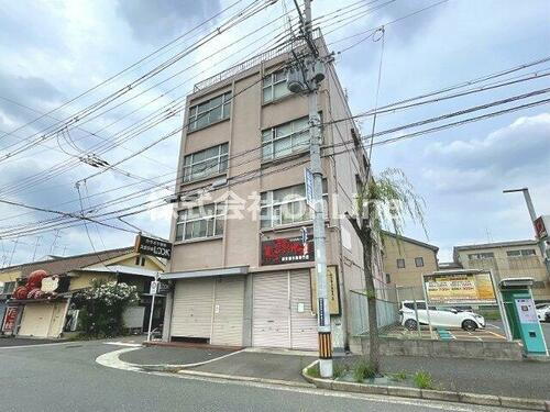 ニュー高井田マンション 4階建