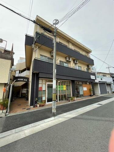 兵庫県尼崎市立花町１丁目 3階建