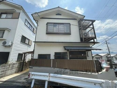 京都府京都市山科区北花山西ノ野町 2階建