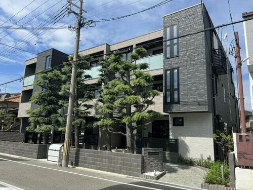 カームテラス甲子園口 3階建