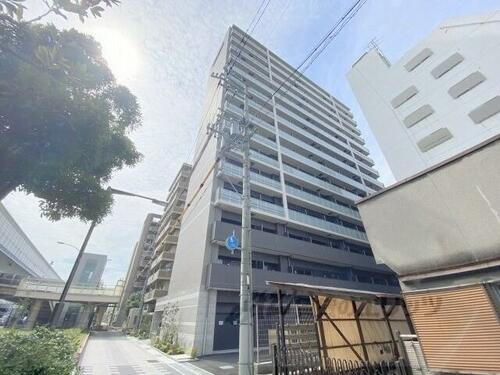 兵庫県尼崎市西本町２丁目 15階建