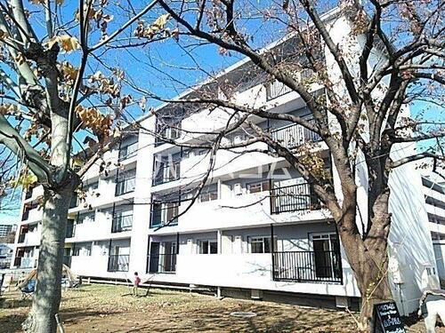東京都足立区東綾瀬３丁目 4階建