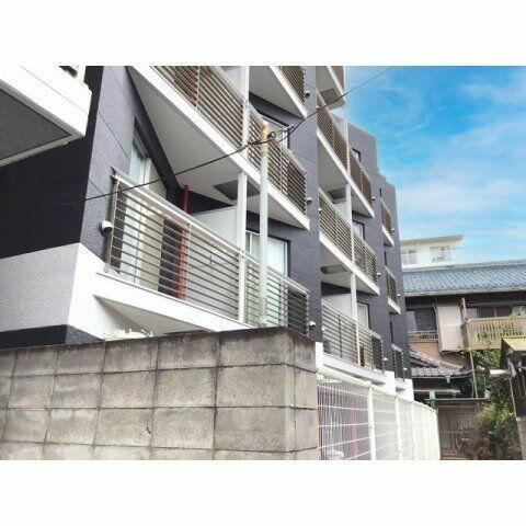 神奈川県横浜市金沢区六浦１丁目 賃貸マンション