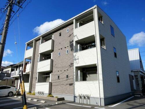 愛知県岡崎市上地３丁目 賃貸アパート