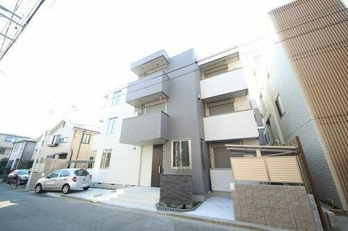 埼玉県さいたま市浦和区領家７丁目 3階建 築6年11ヶ月