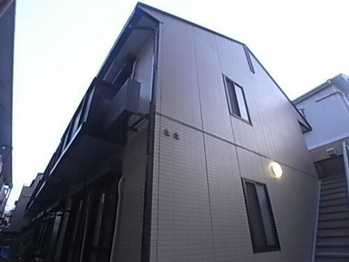兵庫県西宮市松原町 2階建