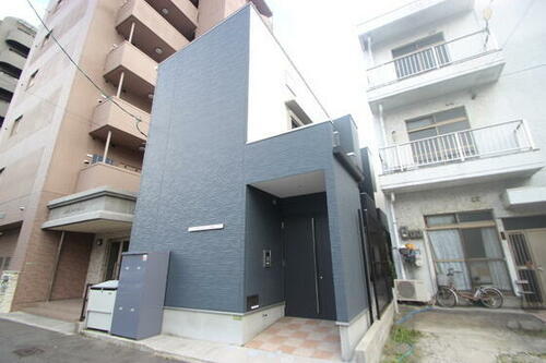 広島県広島市西区上天満町 2階建 築11年1ヶ月