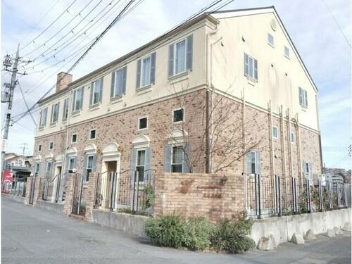 奈良県奈良市三松１丁目 築9年10ヶ月 2階建