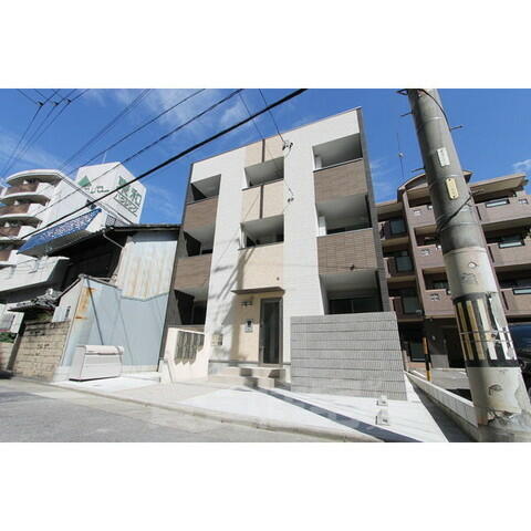 愛知県名古屋市中区新栄２丁目 3階建 築8年9ヶ月