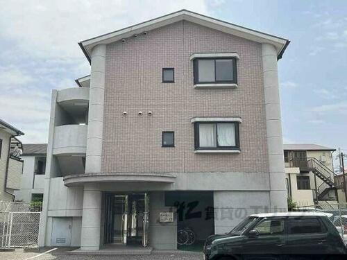 チェリーハイツ 3階建