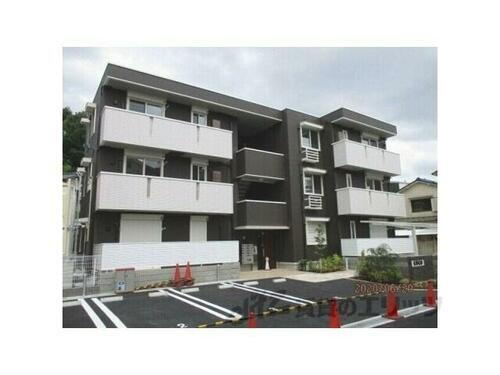 ｃｏｃｏ 3階建