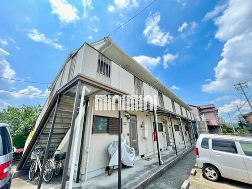 ファミール港明 2階建