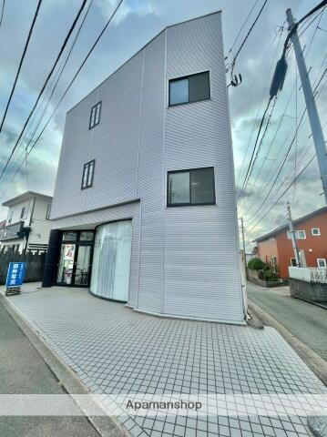 フルブルーム 3階建