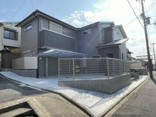 京都府京都市伏見区深草大門町  2階建