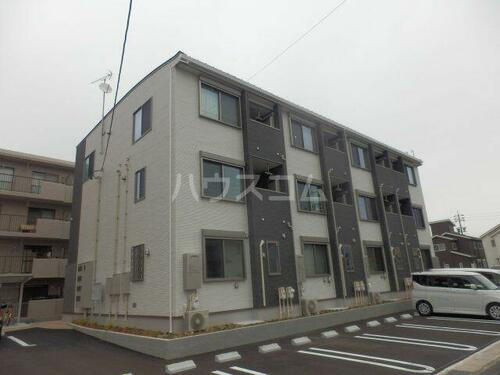 愛知県豊明市西川町笹原 3階建 築5年11ヶ月