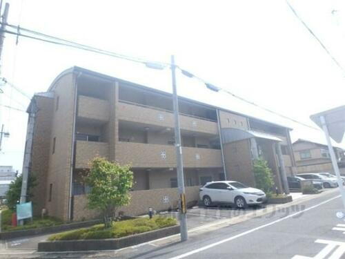 京都府京都市北区上賀茂蝉ケ垣内町 3階建