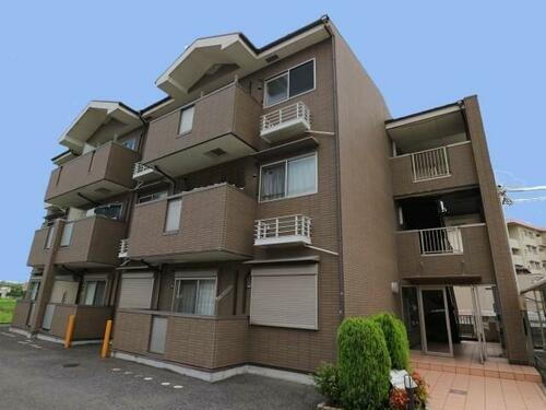 奈良県生駒市小平尾町 築20年10ヶ月 3階建