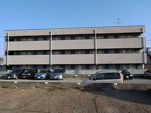 兵庫県明石市藤江 3階建