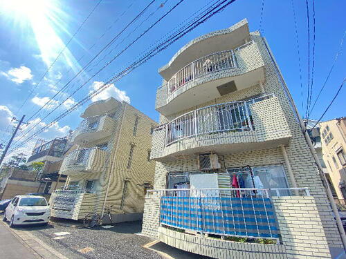 山辺第７マンション 3階建