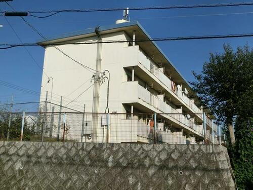 東島マンション 3階建