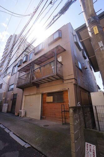 スタンディ－２Ｆ 3階建