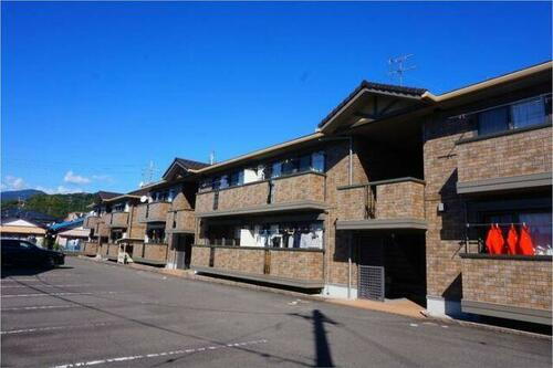 静岡県静岡市葵区瀬名川３丁目 2階建