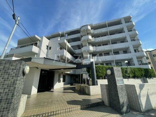 埼玉県さいたま市浦和区本太１丁目 6階建