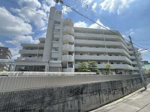 兵庫県川西市花屋敷１丁目 築31年6ヶ月 6階建