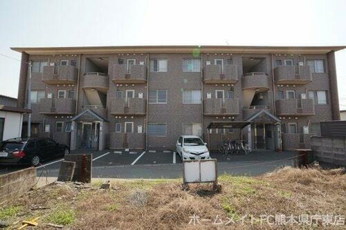 熊本県上益城郡益城町大字惣領 3階建 築20年9ヶ月