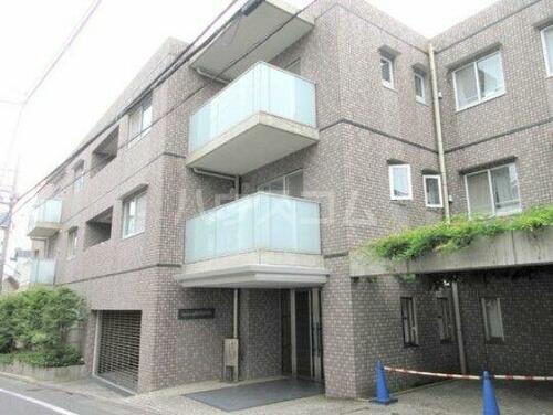 東京都中野区東中野２丁目 4階建