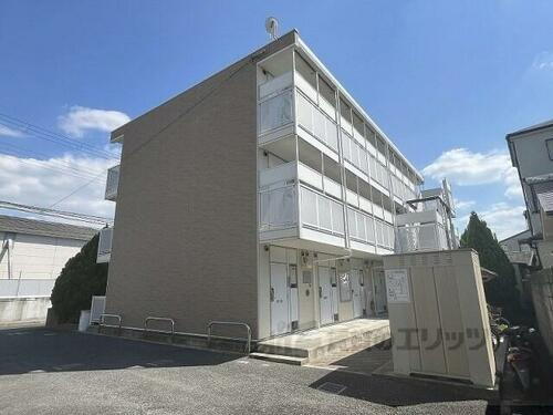 兵庫県伊丹市奥畑１丁目 3階建 築16年6ヶ月