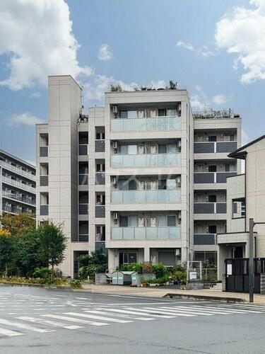 第一フラワーマンション弐番館 5階建