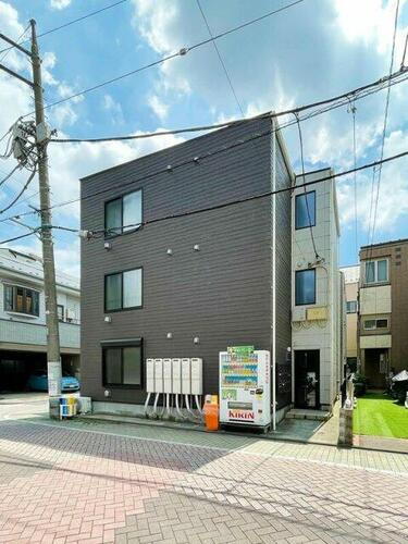 東京都足立区千住緑町２丁目 3階建 築5年9ヶ月