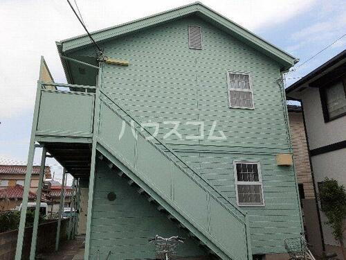 神奈川県横浜市金沢区平潟町 2階建