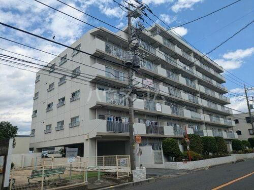 埼玉県川口市大字安行領根岸 9階建