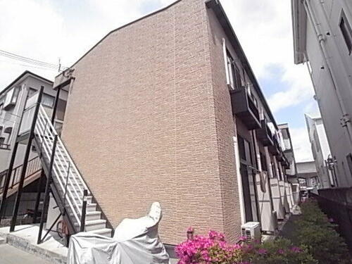 兵庫県西宮市甲子園高潮町 2階建