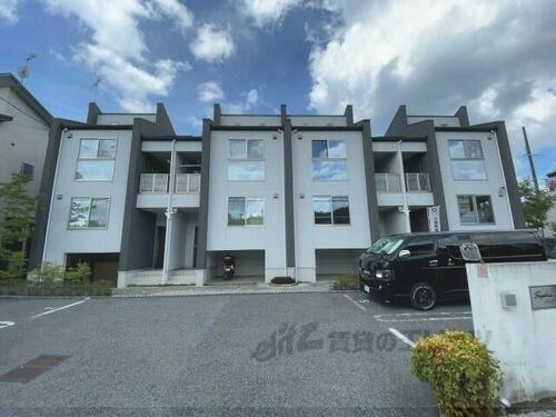 滋賀県彦根市松原町 テラスハウス