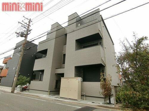 兵庫県神戸市垂水区泉が丘２丁目 3階建 築7年2ヶ月