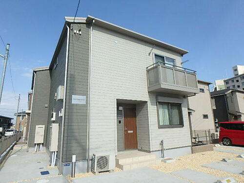 神奈川県横浜市泉区下和泉１丁目 テラスハウス