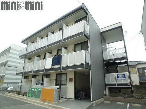 レオパレスたか 3階建