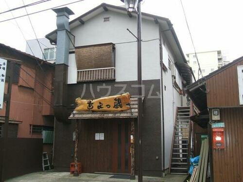 埼玉県上尾市仲町１丁目 2階建