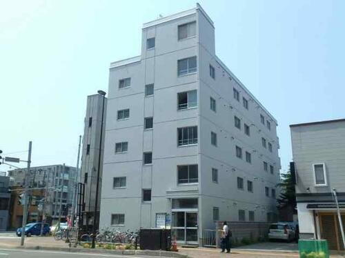 マンション常盤 5階建