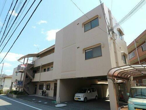 奈良県生駒市壱分町 3階建 築36年4ヶ月