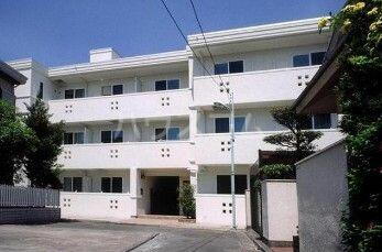 東京都目黒区平町２丁目 3階建