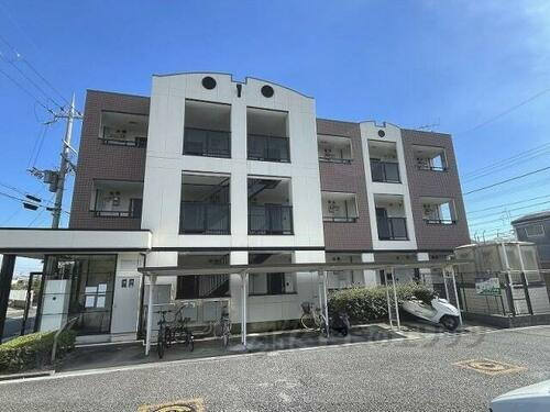 兵庫県川西市東久代１丁目 3階建 築20年1ヶ月