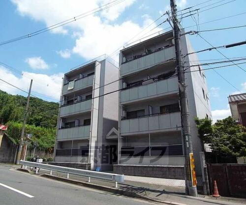 京都府京都市伏見区桃山町丹後 4階建