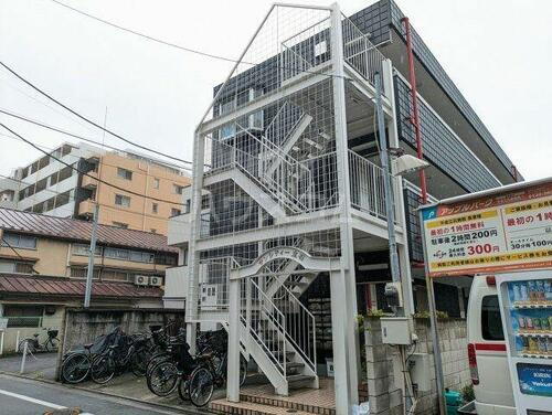 サンシティー立石 3階建