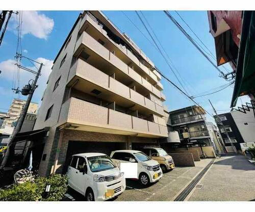 サンピリア小阪 7階建